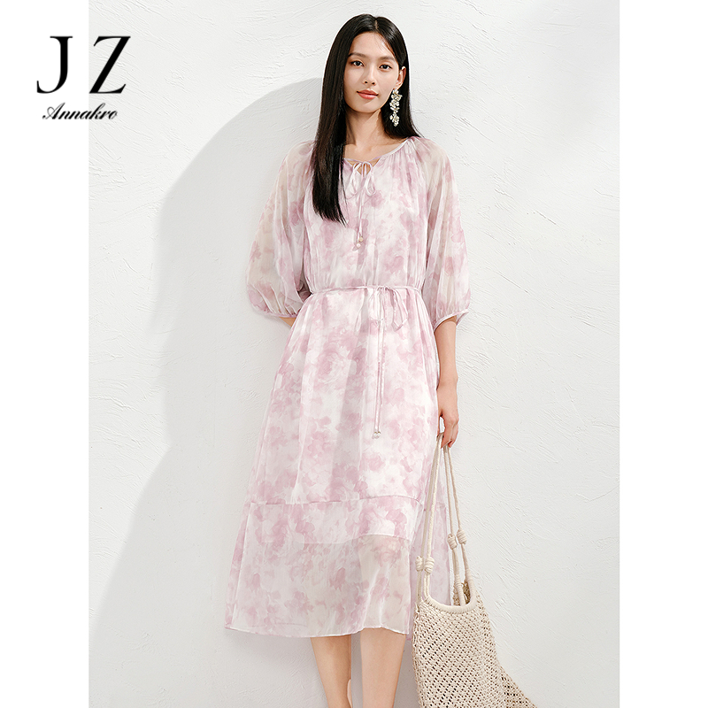 13598570.玖姿安娜蔻南法度假风层次感晕染花卉雪纺连衣裙女夏季新款