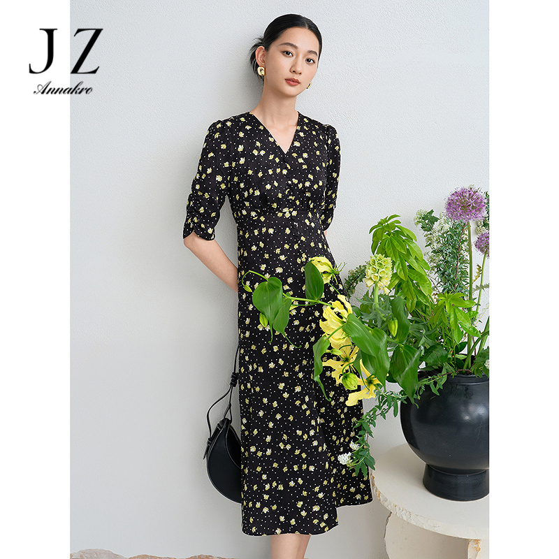 13599601.JUZUI玖姿别致碎花V领连衣裙夏季新款JWFX50062
