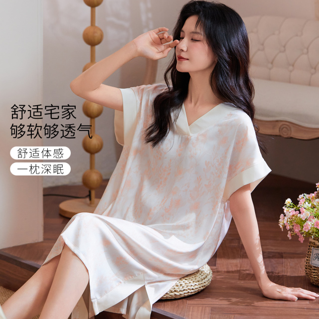 13600256.【垂顺冰雪丝】高级感印花无痕裸感夏季宽松薄款女士家居服睡裙