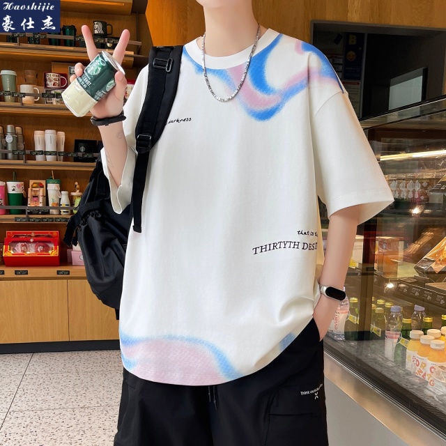 13601140.《时尚百搭》夏季新款凉感短袖男渐变宽松青少年套头T恤男半袖