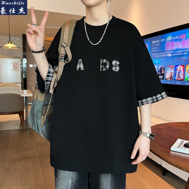 13601142.《简约时尚》夏季港风潮牌青少年透气短袖T恤男凉感宽松T恤