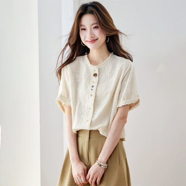 13617225.初云紫衣夏装 女法式小众设计感显瘦百搭刺绣短袖衬衫上衣2668