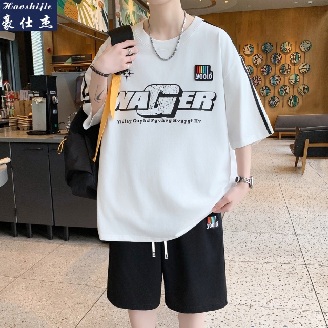 13616735.《百搭潮流》夏季男潮流青少年短袖T恤宽松短裤休闲运动两件套