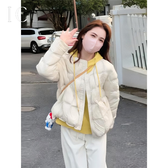 13618470.简约90%鸭绒纯色羽绒服