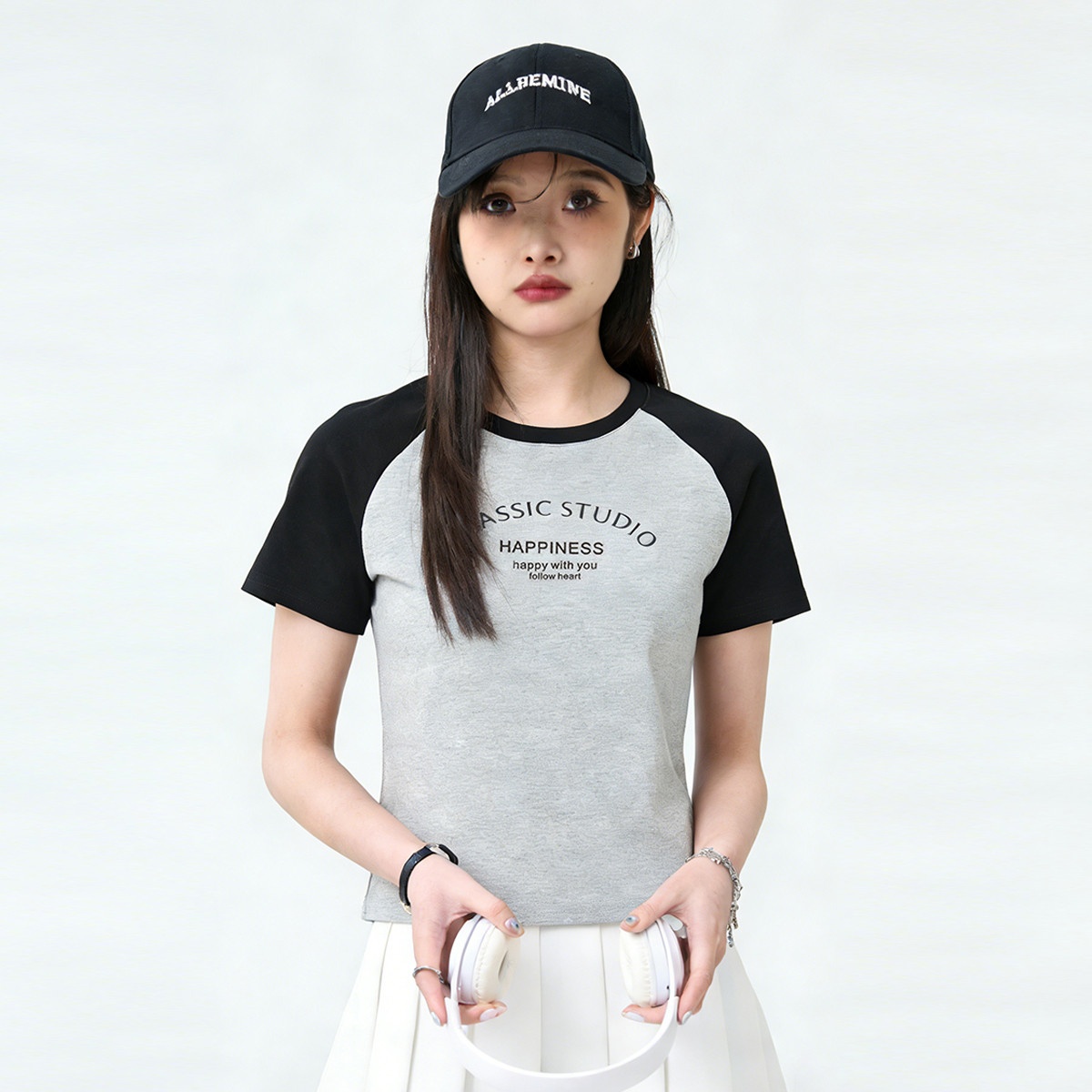 13715476.it ccaabb 夏季圆领简约拼色舒适修身休闲棉质短袖T恤女上衣