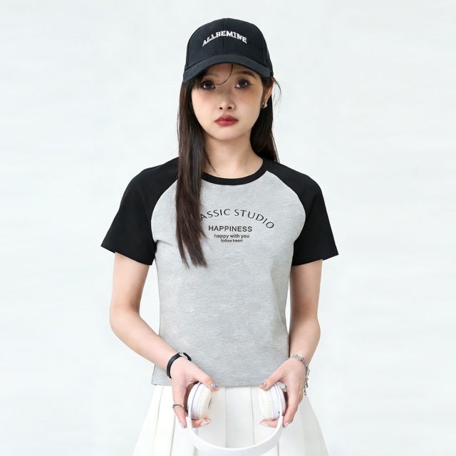 13715476.it ccaabb 夏季圆领简约拼色舒适修身休闲棉质短袖T恤女上衣