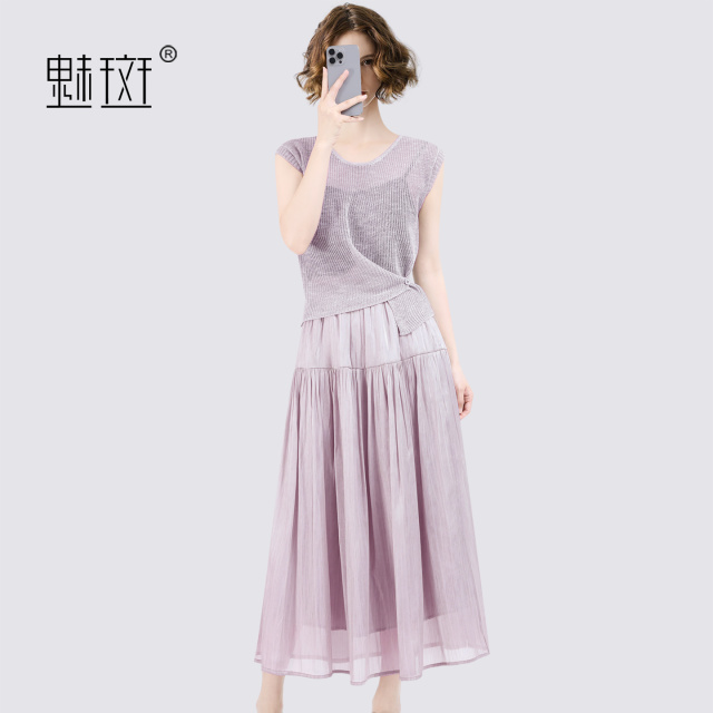 13630600.魅斑扭结掐腰针织上衣半身裙套装