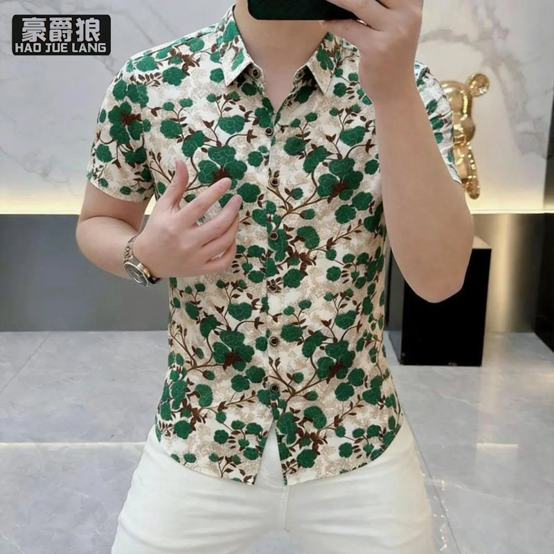 13633577.夏季冰丝凉感男士潮流个性翻领短袖衬衫时尚百搭休闲修身