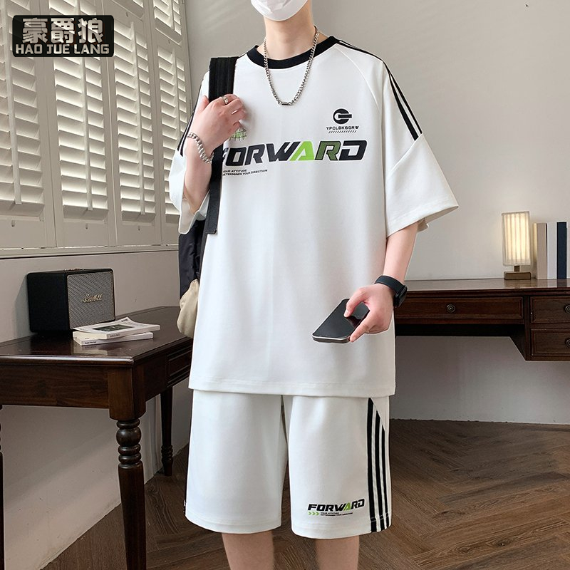 13654483.夏季男生运动套装潮流美式撞色宽松休闲短袖短裤帅气穿搭两件套潮