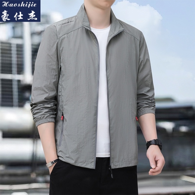 13644751.《简约时尚》夏季新款潮流休闲舒适百搭防晒衣薄款舒适外套