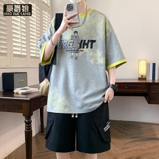 13654471.夏季短袖T恤短裤两件套男休闲时尚薄款宽松扎染印花运动套装