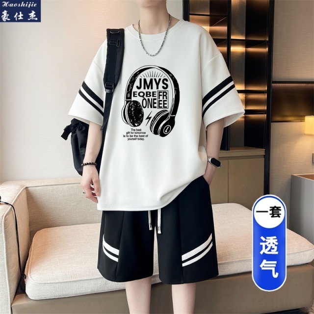 13638851.《百搭潮流》夏季新卡百搭潮流港风休闲短袖套装
