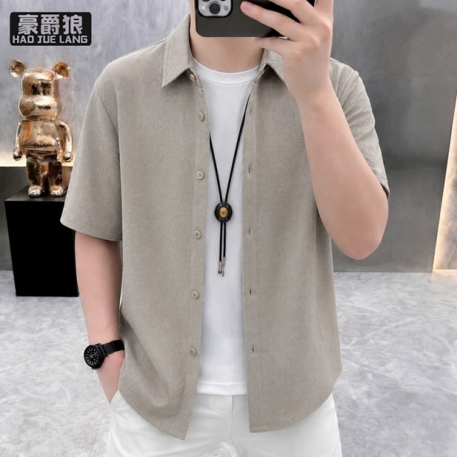 13654481.纯色短袖衬衫男士夏季薄款冰丝商务休闲衬衣韩版免烫帅气男装寸衣