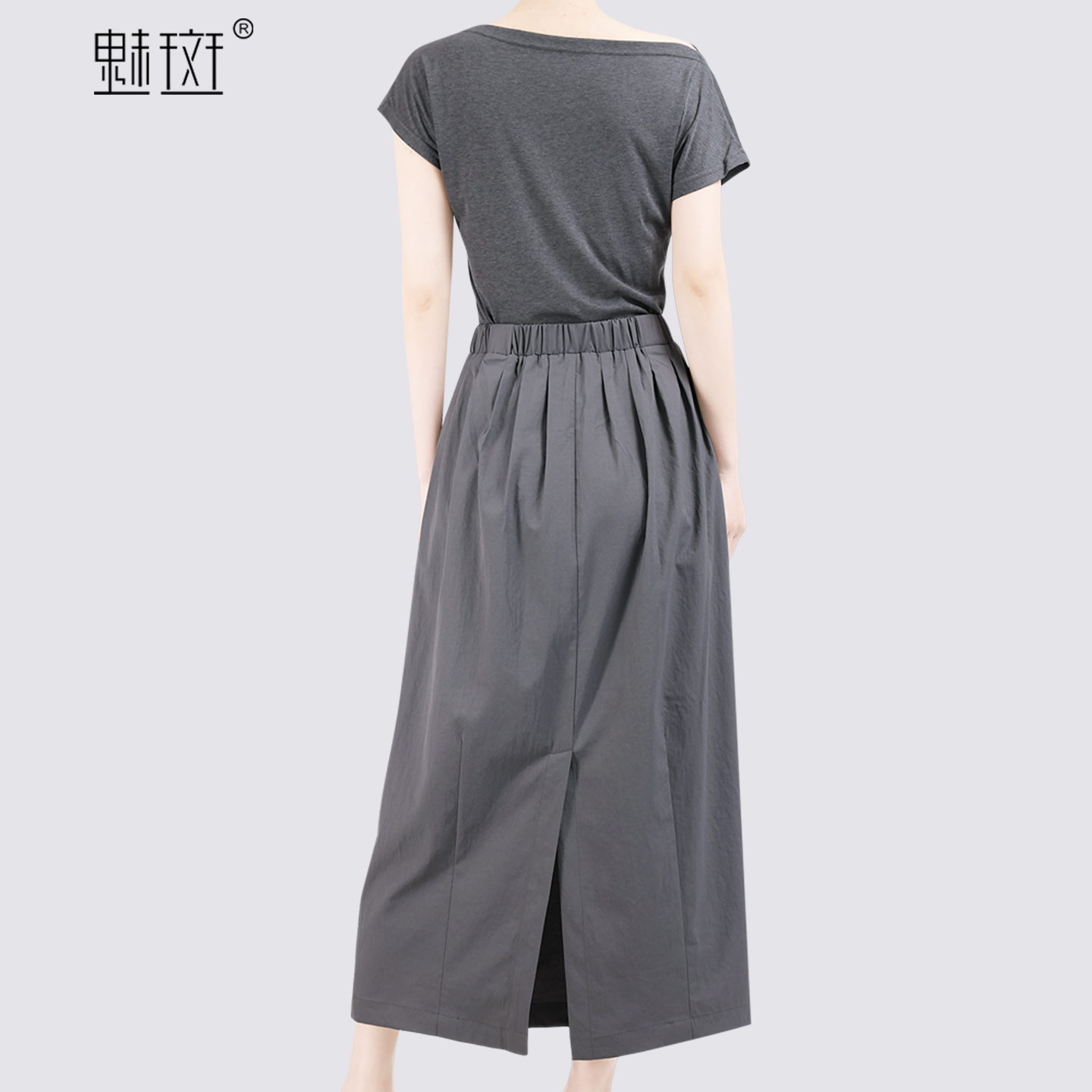 13655762.魅斑拼接假两件连衣裙灰色裙子