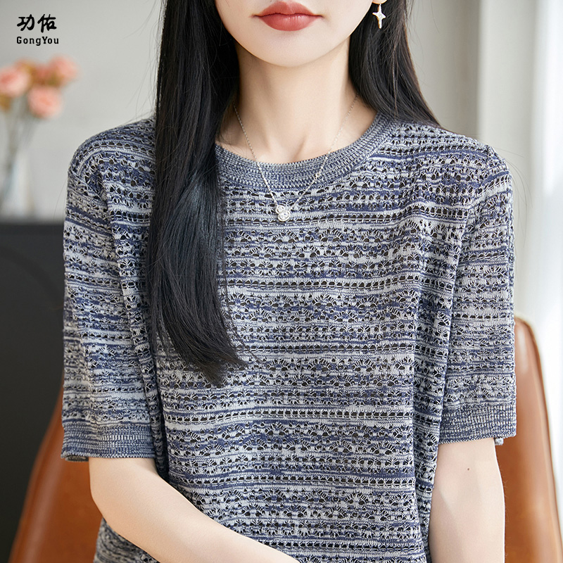 13661838.【功佑】老钱风圆领镂空条纹针织短袖【莱赛尔】