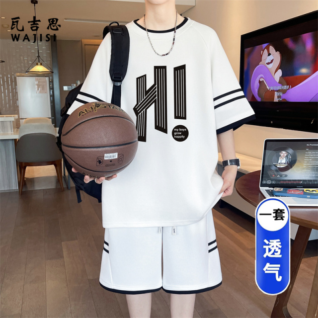 13666205.青少年短袖t恤男孩初中高中学生休闲运动套装个性字母印花短裤两件套