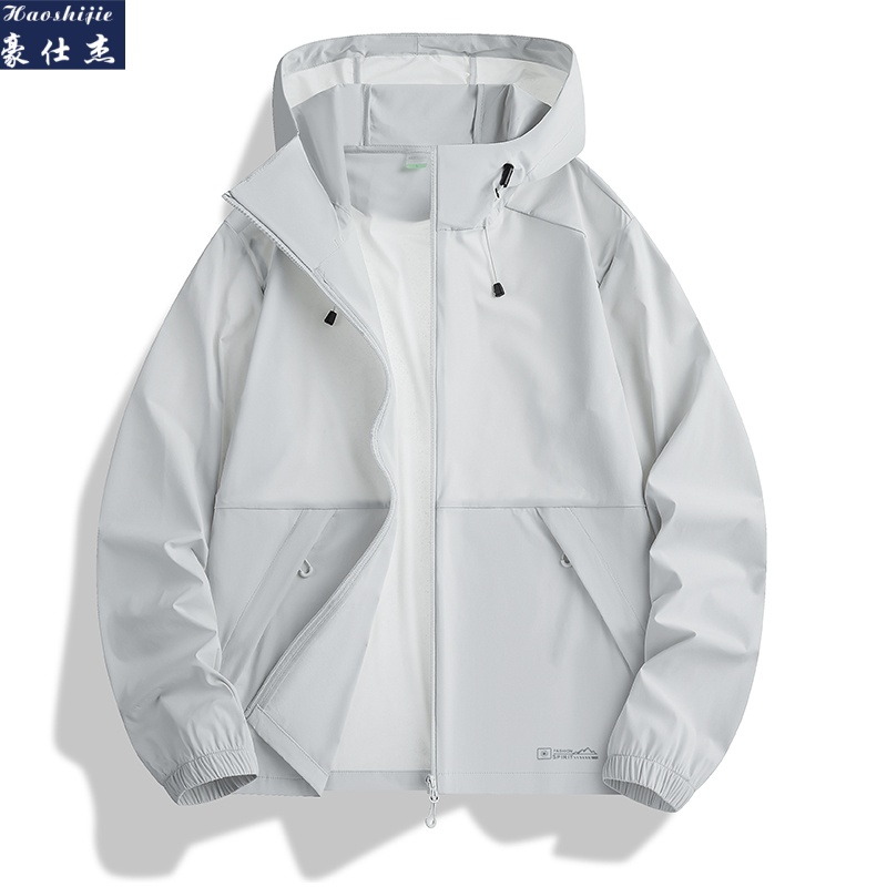 13666344.《简约时尚》春夏季情侣款轻量级透气软壳冲锋夹克运动户外防晒衣男