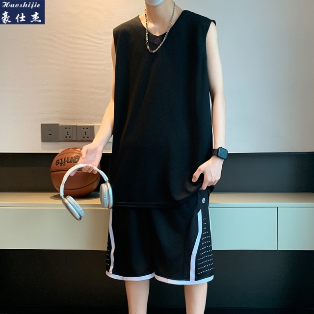 13666336.《休闲时尚》夏季篮球服速干透气青少年短袖运动服球衣休闲套装