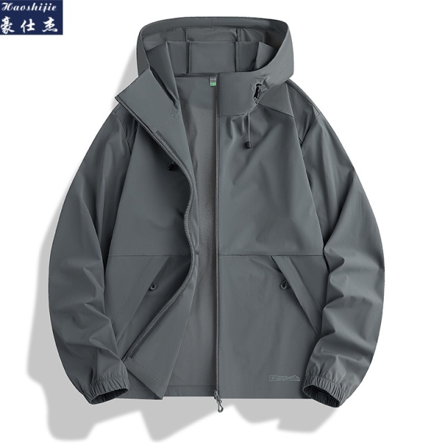 13666344.《简约时尚》春夏季情侣款轻量级透气软壳冲锋夹克运动户外防晒衣男