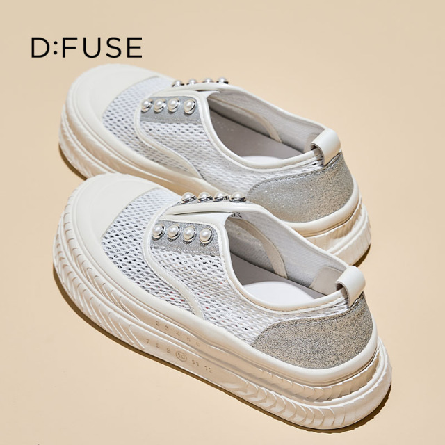13670017.墨斯本D:Fuse/迪芙斯新款厚底亮片网面透气休闲女鞋星期六集团DFE111255J