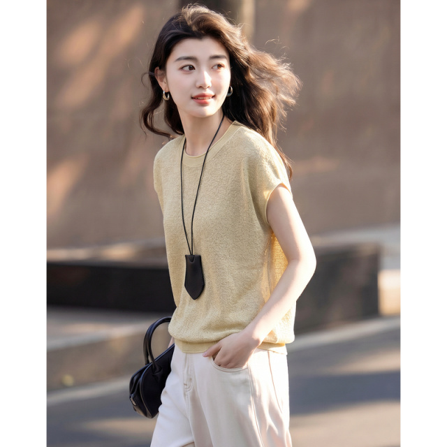 13671578.【含亚麻/莱赛尔】夏季简约风圆领短袖显瘦宽松针织衫女小个子