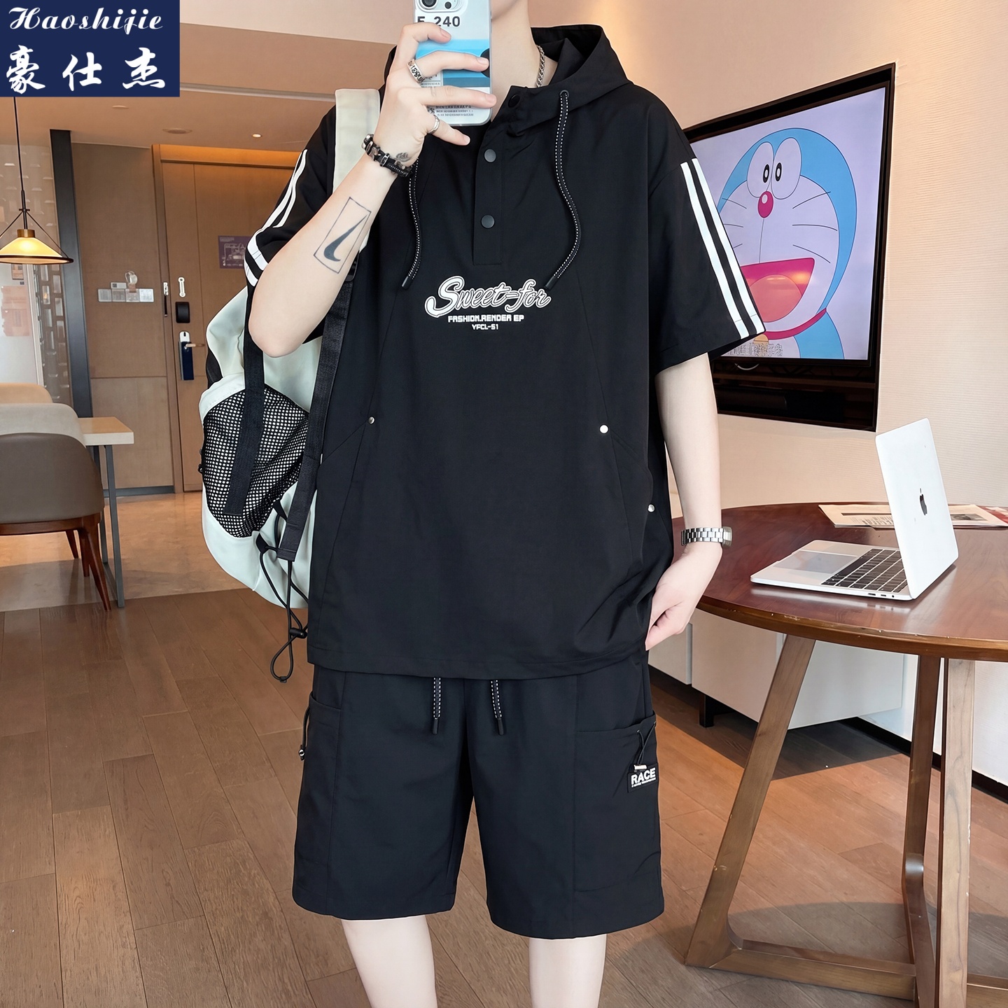 13672467.《休闲时尚》夏季青少年短袖T恤套装男宽松休闲短裤两件套