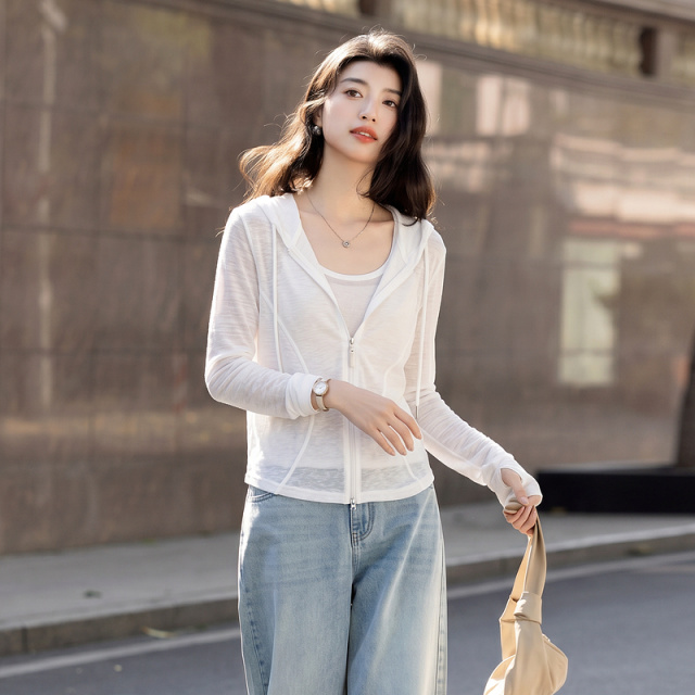 13671634.【清爽莱赛尔】夏季通勤休闲假两件拼接连帽轻薄短款显瘦女式外套