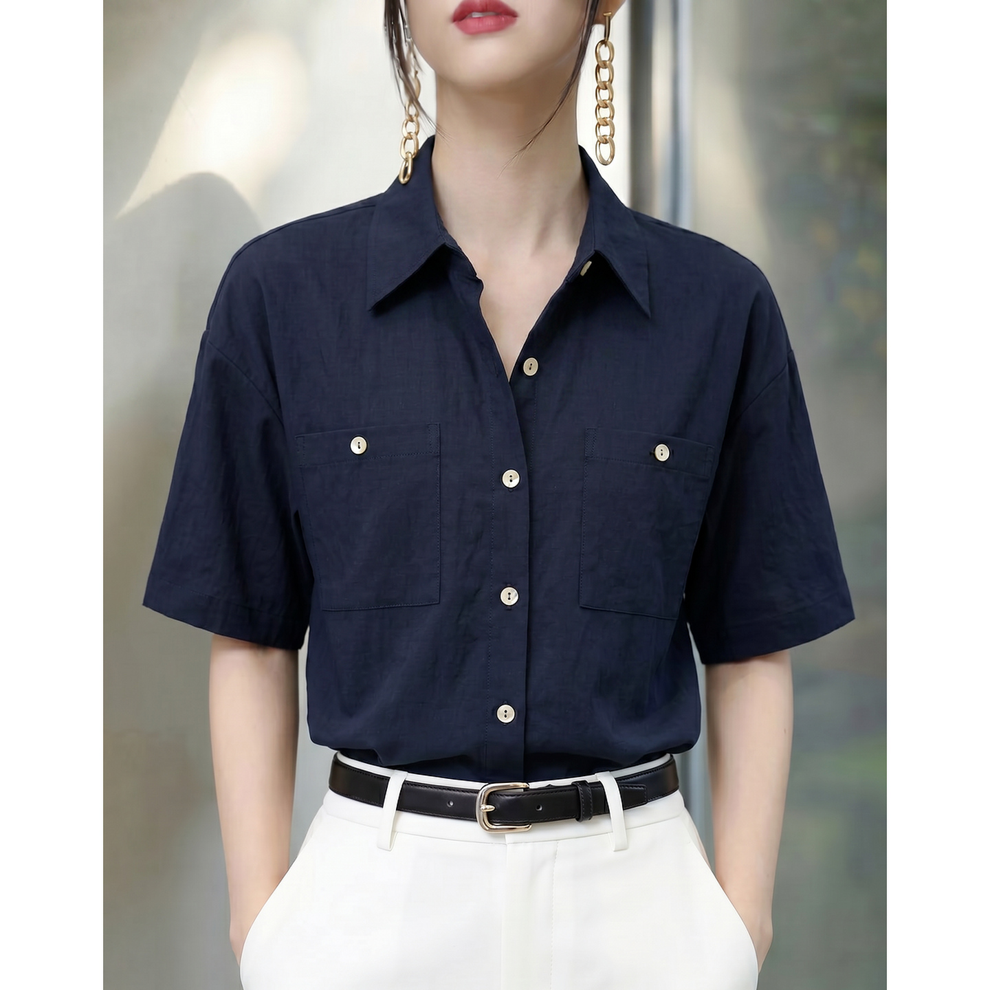 13671330.【进阶通勤】夏季简约风翻领短袖双贴袋宽松显瘦百搭小个子女衬衣