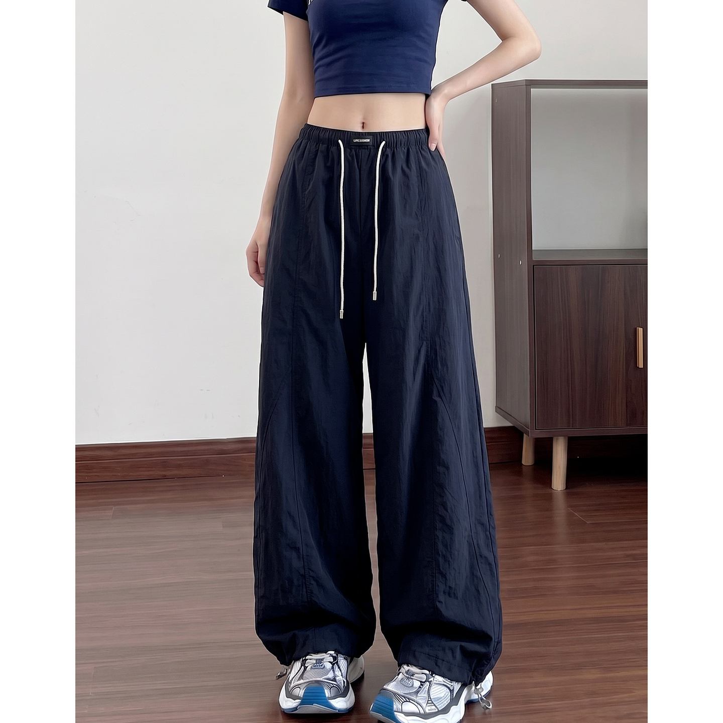 13671083.【开启轻量自由】夏季皱感肌理阔腿宽松撞色松紧腰显瘦女式休闲裤