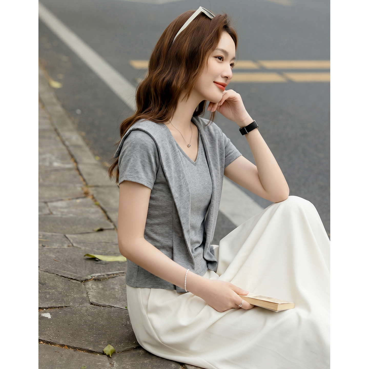 13671583.【柔弹棉氨】夏季设计感飘带领短袖收腰显瘦时尚通勤气质女式t恤