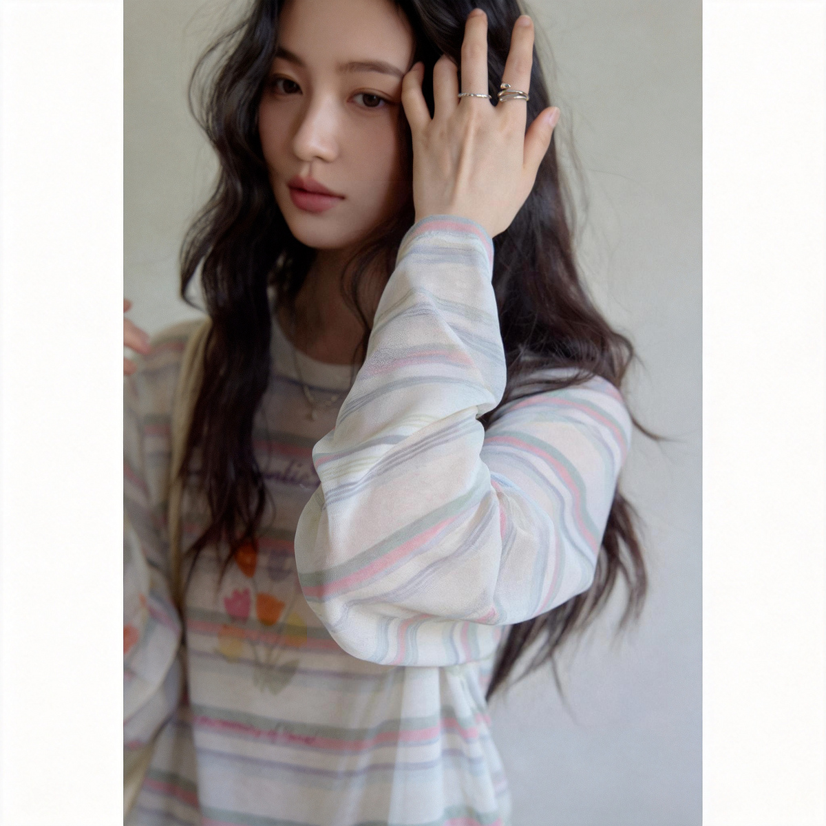 13671623.【氧气莱赛尔】夏季甜美风条纹印花罩衫圆领长袖轻薄外搭女式t恤