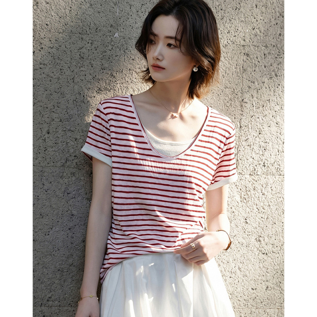 13414863.【清爽莱赛尔】夏季高弹复古假两件撞色条纹显瘦藏肉t恤女高级感