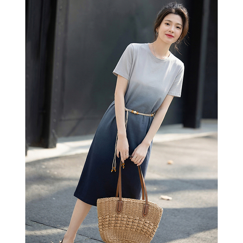 13414917.【渐变吊染工艺】夏季纯棉都市简约风圆领腰带显瘦连衣裙女高级感