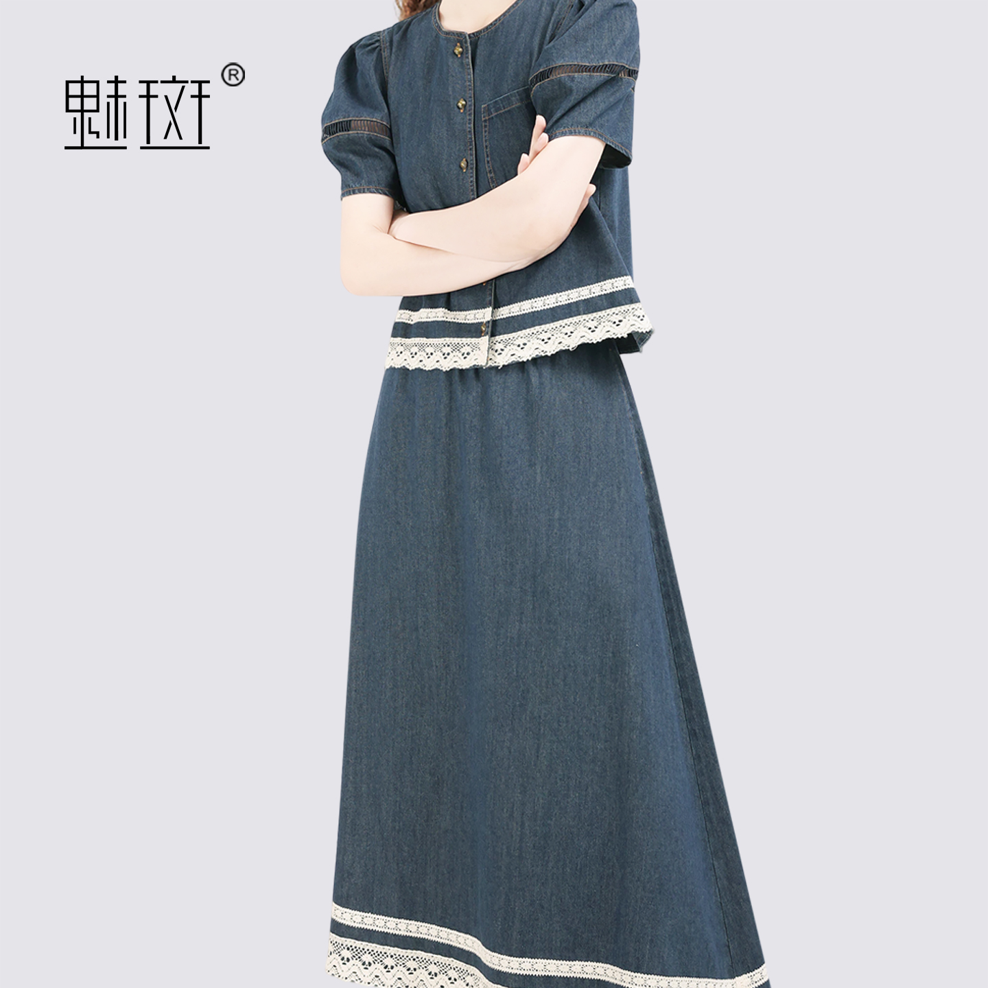 13674348.魅斑蕾丝拼接短袖上衣半身裙两件套套