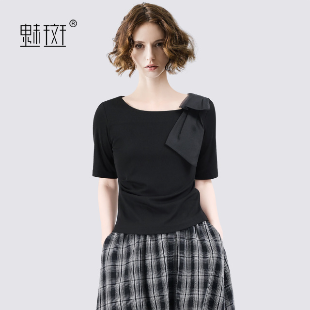 13674337.魅斑肩上装饰短袖T恤上衣