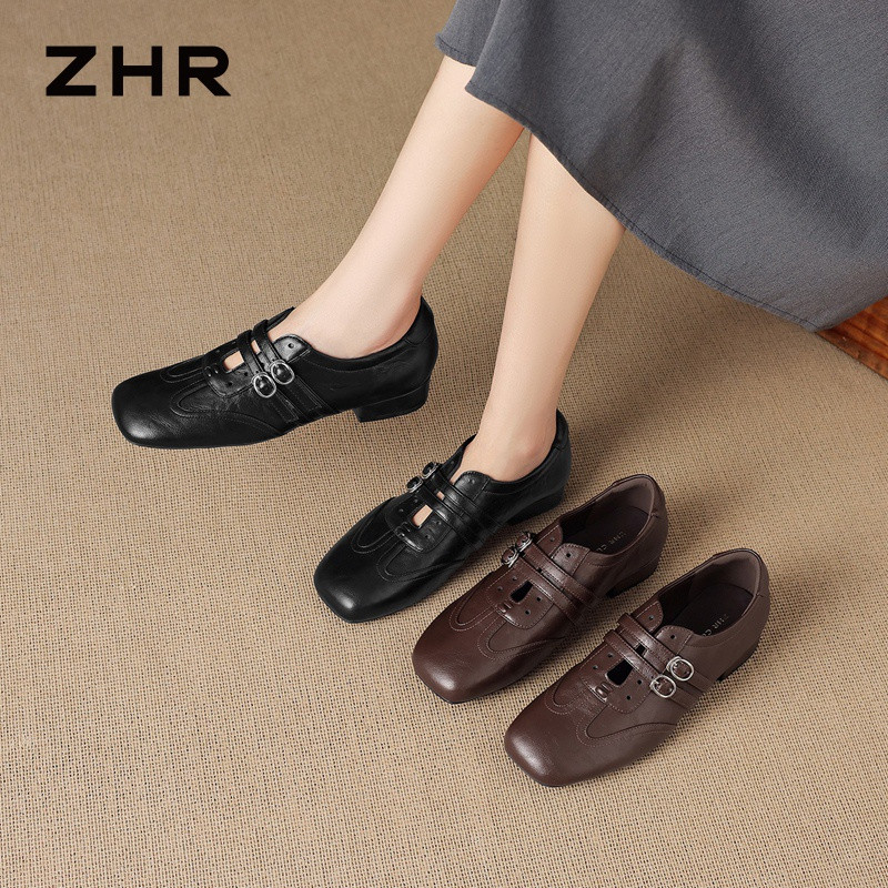 13675362.【ZHR则则】深口单鞋圆头搭扣平底女鞋[PU]