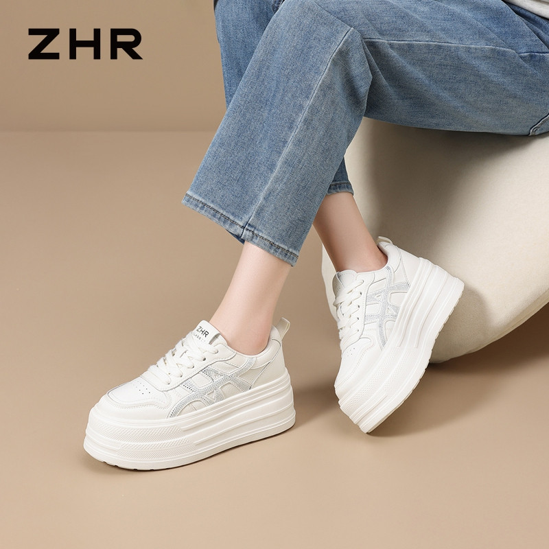 13757445.【ZHR则则】厚底小白鞋烫钻圆头系带厚底女鞋[PU]