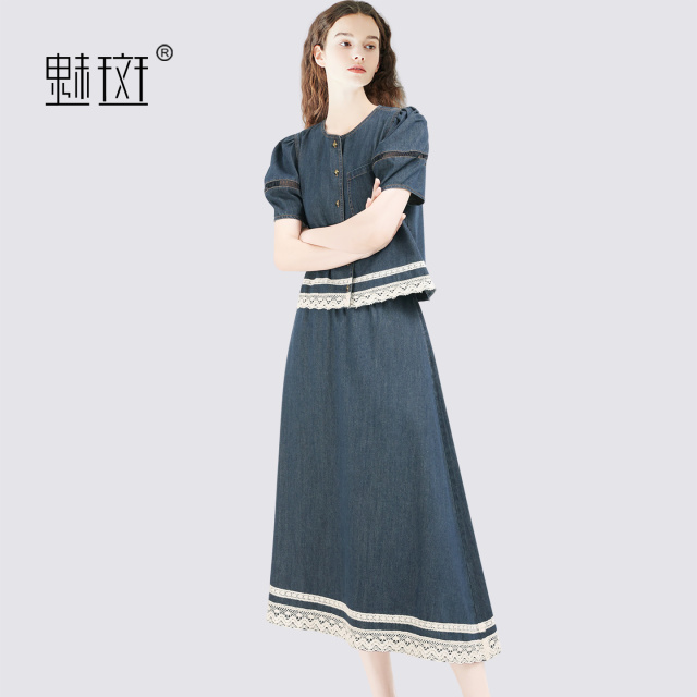 13674348.魅斑蕾丝拼接短袖上衣半身裙两件套套