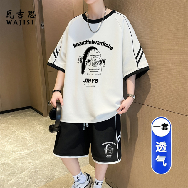 13676579.夏季上新休闲运动套装青少年条纹设计薄款宽松短袖短裤两件套