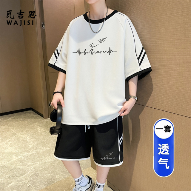 13676559.夏季休闲大码短袖套装男港风潮流宽松百搭运动帅气T恤短裤两件套