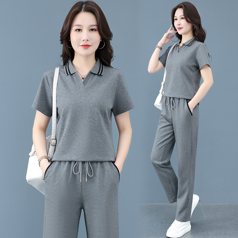 13678574.淘贝鼠夏季上新女式时尚休闲翻领长裤套装【淘贝鼠女装XJ】