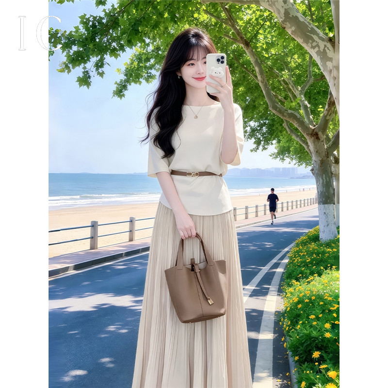 13682485.气质莱赛尔显瘦百搭T恤