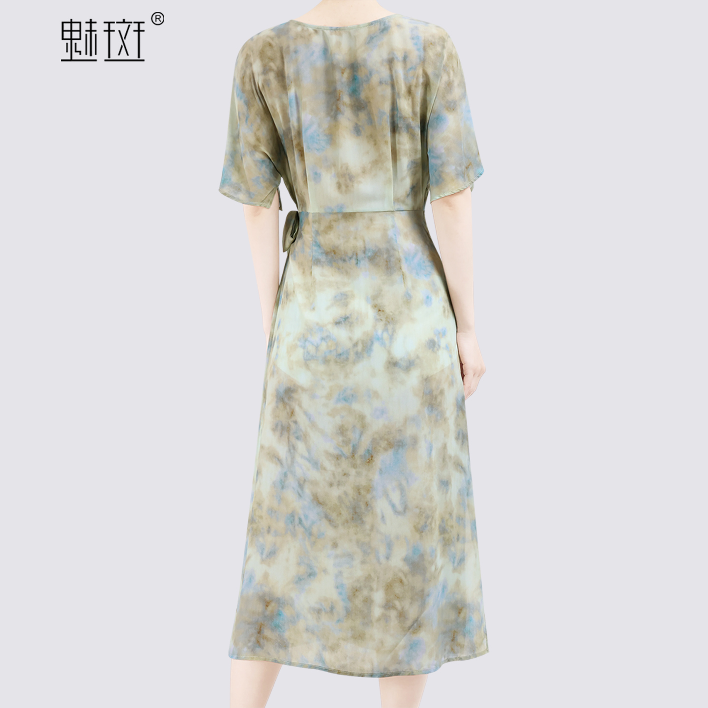 13684223.魅斑连衣裙A字裙