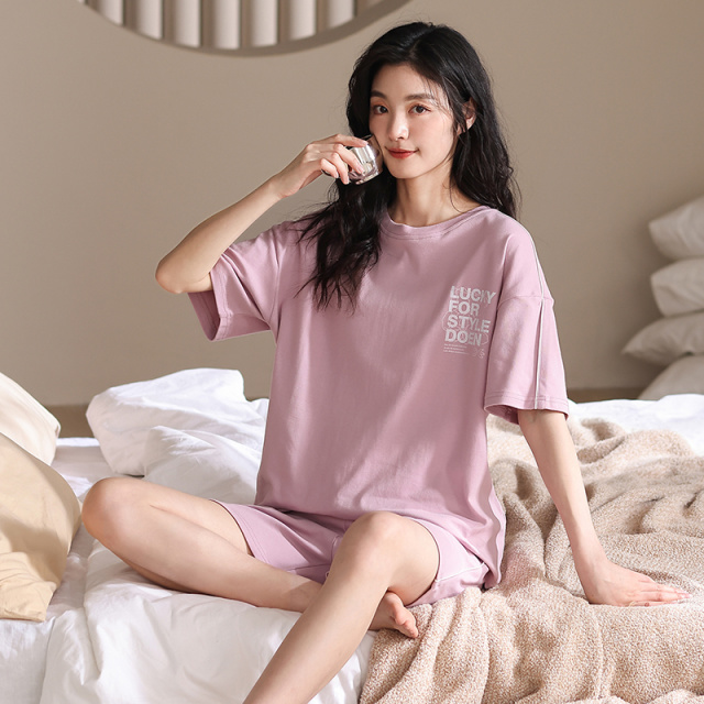 13686081.品彩【凉感爽滑莫代尔】简约大气情侣家居服短袖短裤套装8656