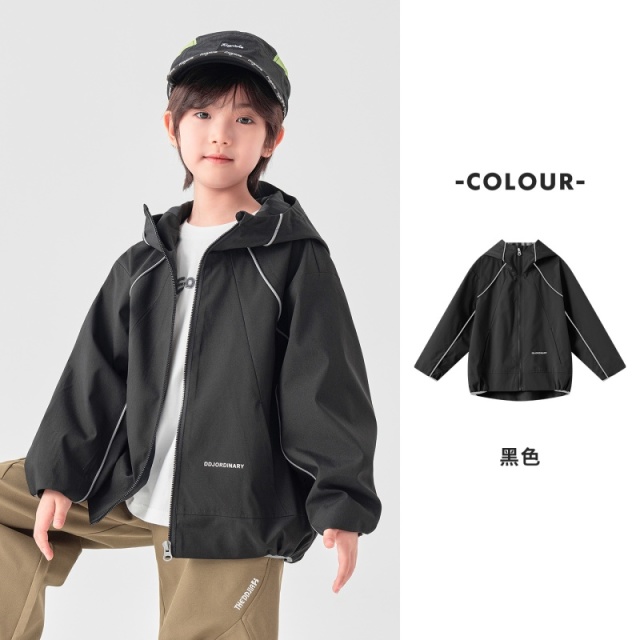13693991.【三防 户外登山】男童连帽外套春秋款撞色防水儿童挺括休闲上衣