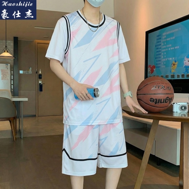 13694189.《休闲舒适》夏季新款假两件篮球服短袖套装男青少年速干比赛运动服