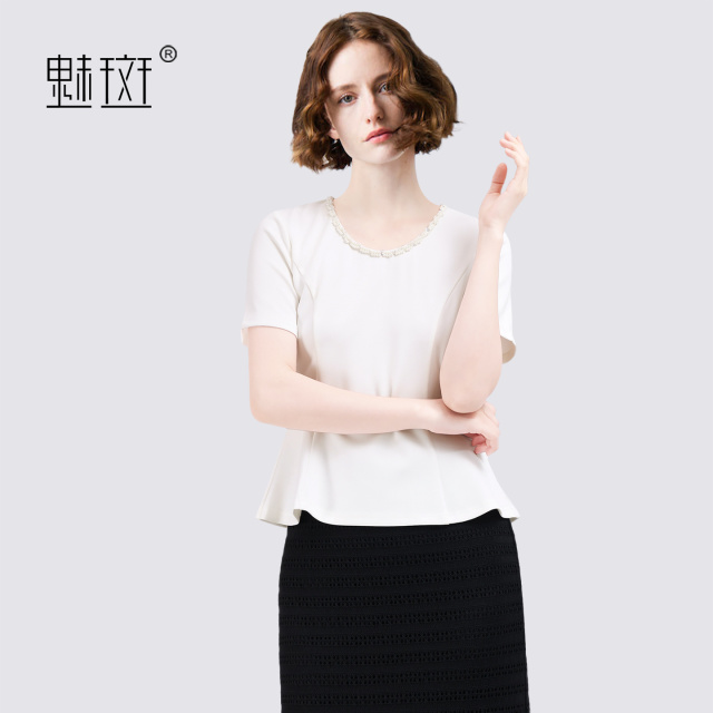 13697166.魅斑白色T恤上衣