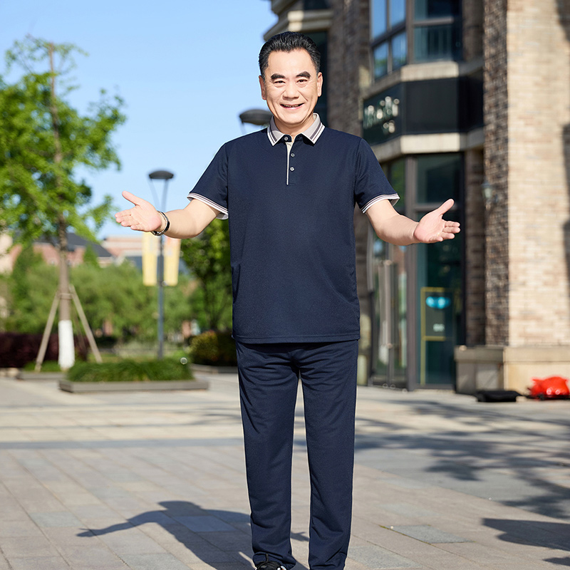 13696650.中老年男士时尚休闲POLO衫长裤套装