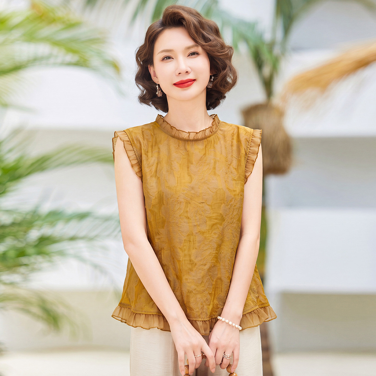 13696747.中老年妈妈夏季薄款透气T恤时尚无袖圆领上衣中年女士气质夏装
