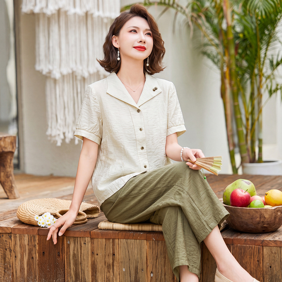 13696736.中老年妈妈夏季薄款套装时尚短袖翻领上衣+休闲裤中年女士两件套